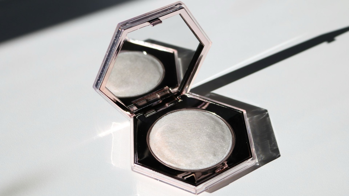 5 Makeup Products That Help You Get That Extra Glow