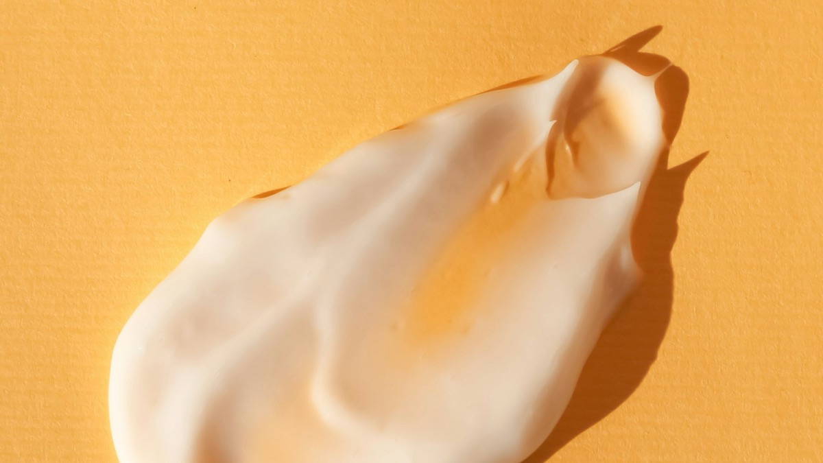 5 Reasons To Pick A Tinted Moisturizer Over Foundation