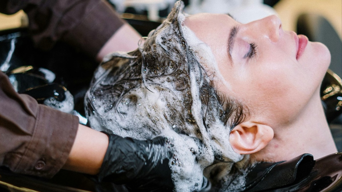 5 Shampoo Ingredients to Avoid at All Costs